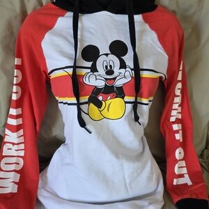 Disney Black and White Apparel Tag